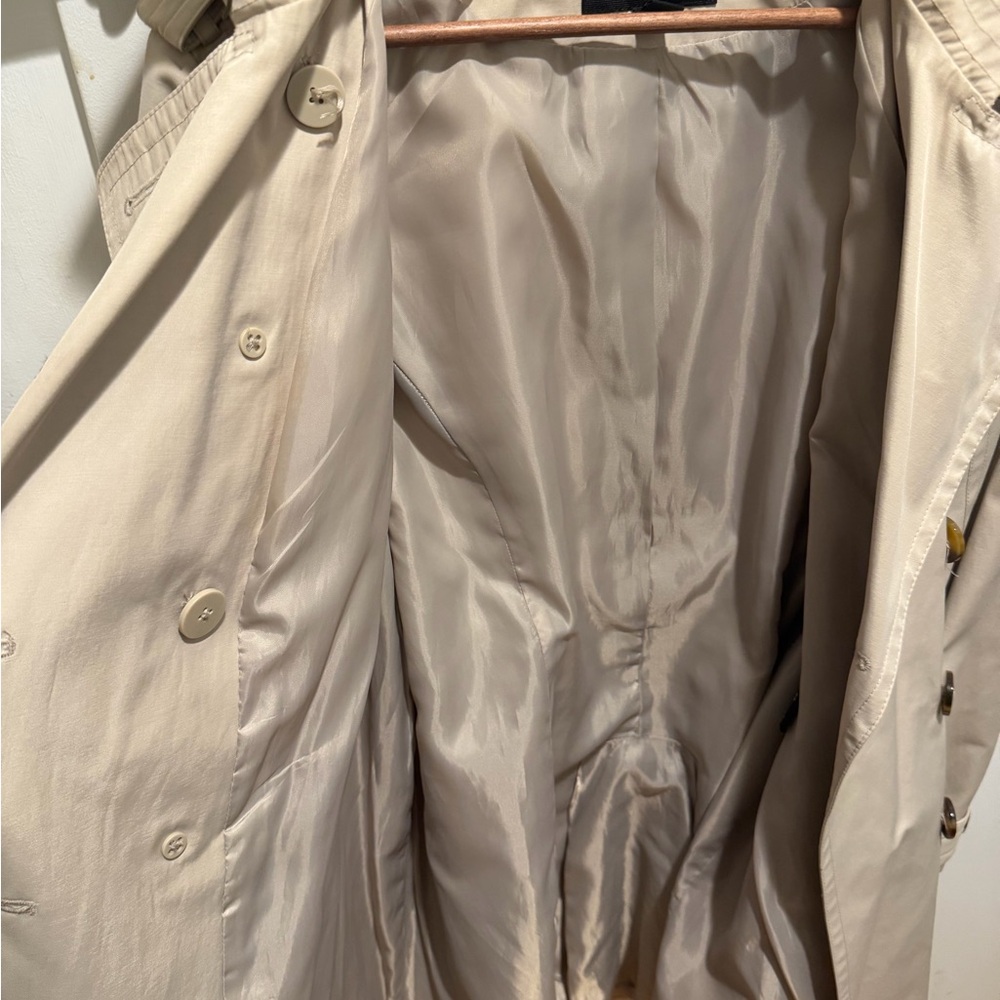 London Fog Classic Beige Trench Coat - Picture 6 of 9